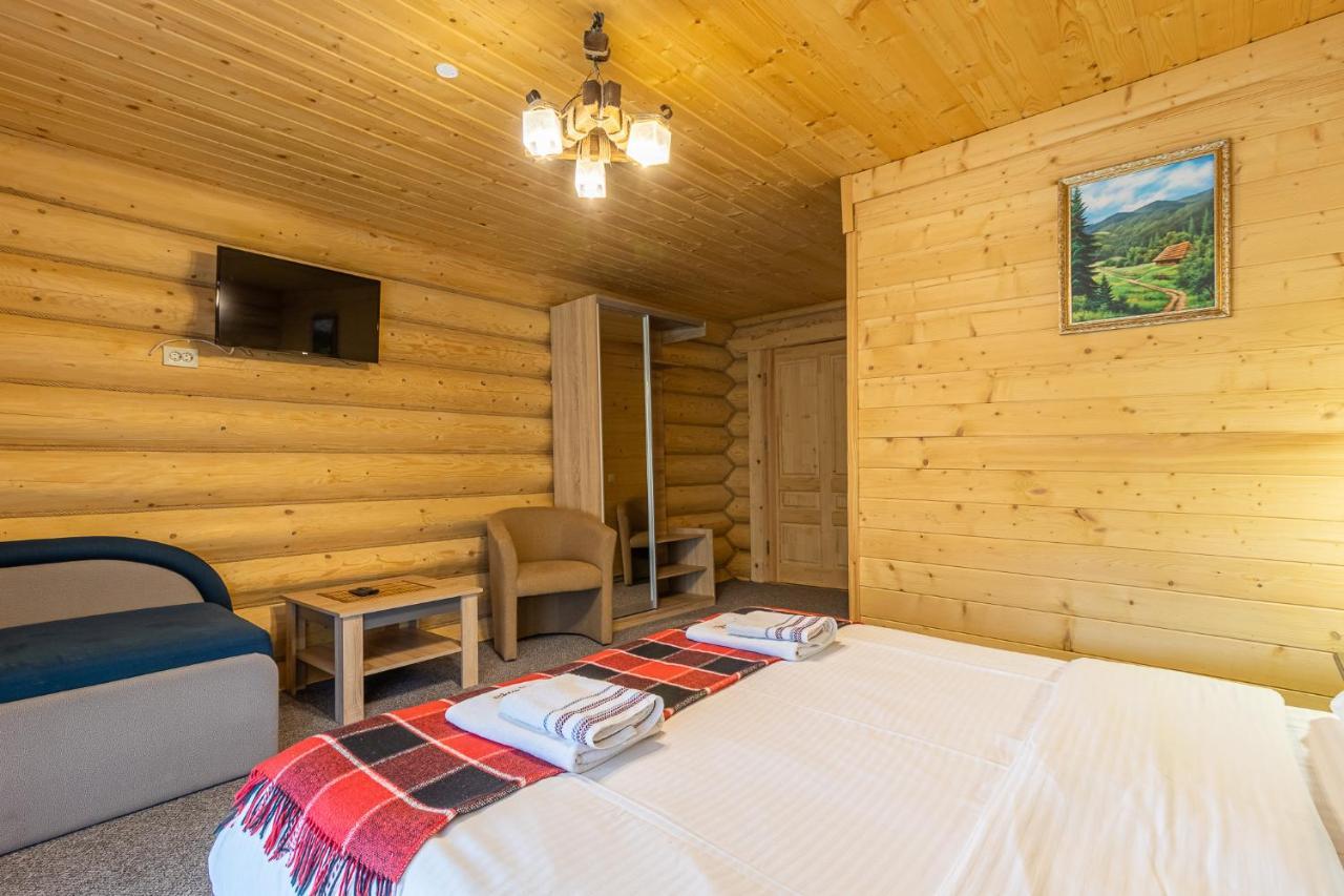 Konopka Guest House Bukovel Exterior photo