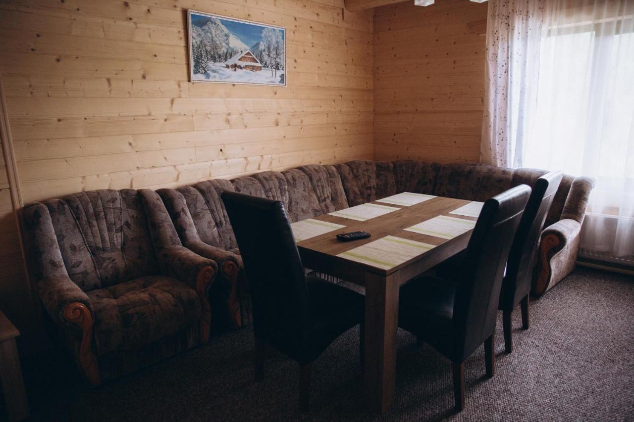 Konopka Guest House Bukovel Exterior photo