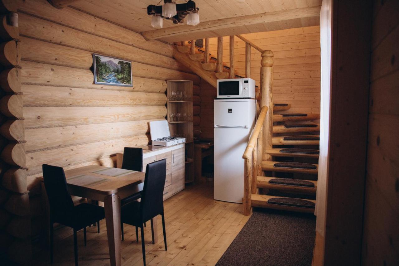 Konopka Guest House Bukovel Exterior photo